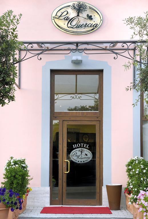 Hotel La Quercia Valmontone Eksteriør bilde